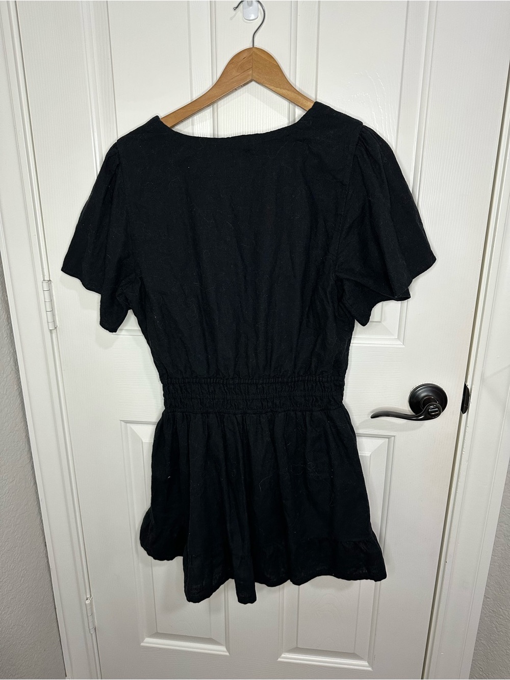 Abercrombie & Fitch Black Smocked Waist Tiered Mini Dress Sz L Minimalist Chic - Picture 4 of 9
